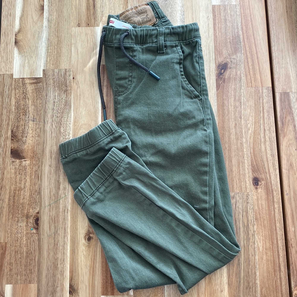 Levi joggers